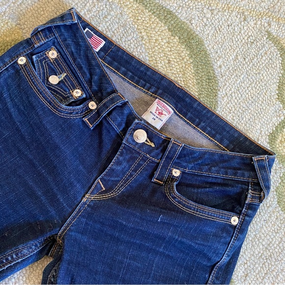 True Religion I Becky QT I Mid-Rise Boot Cut Jeans - Picture 12 of 16